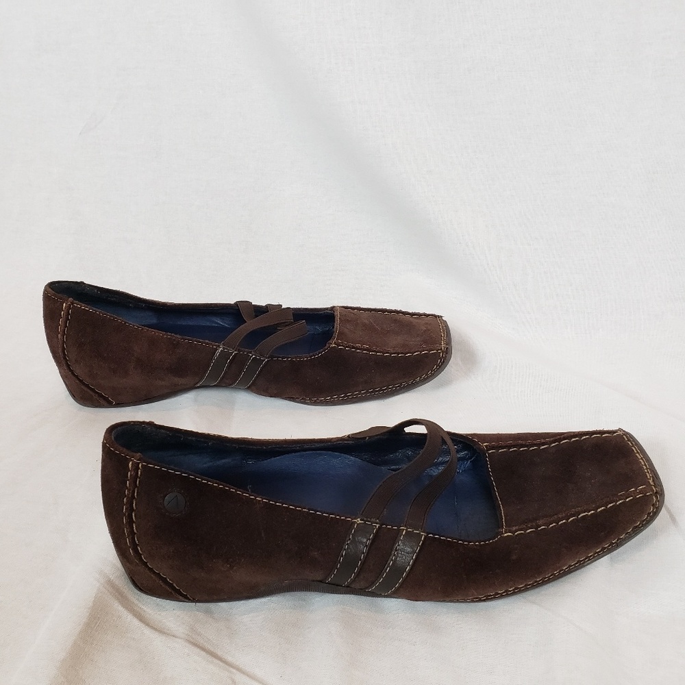 Aerosoles Suede Leather, Brown Slip Ons size 8W - Picture 8 of 8